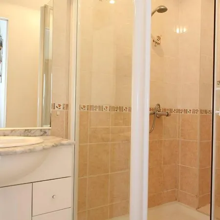 De Charme Avec Parking Privatif, Climatisation, Wi-fi Et Loggia Fermee A - Fr-1-553-96 * בלרוק-לה-באינס